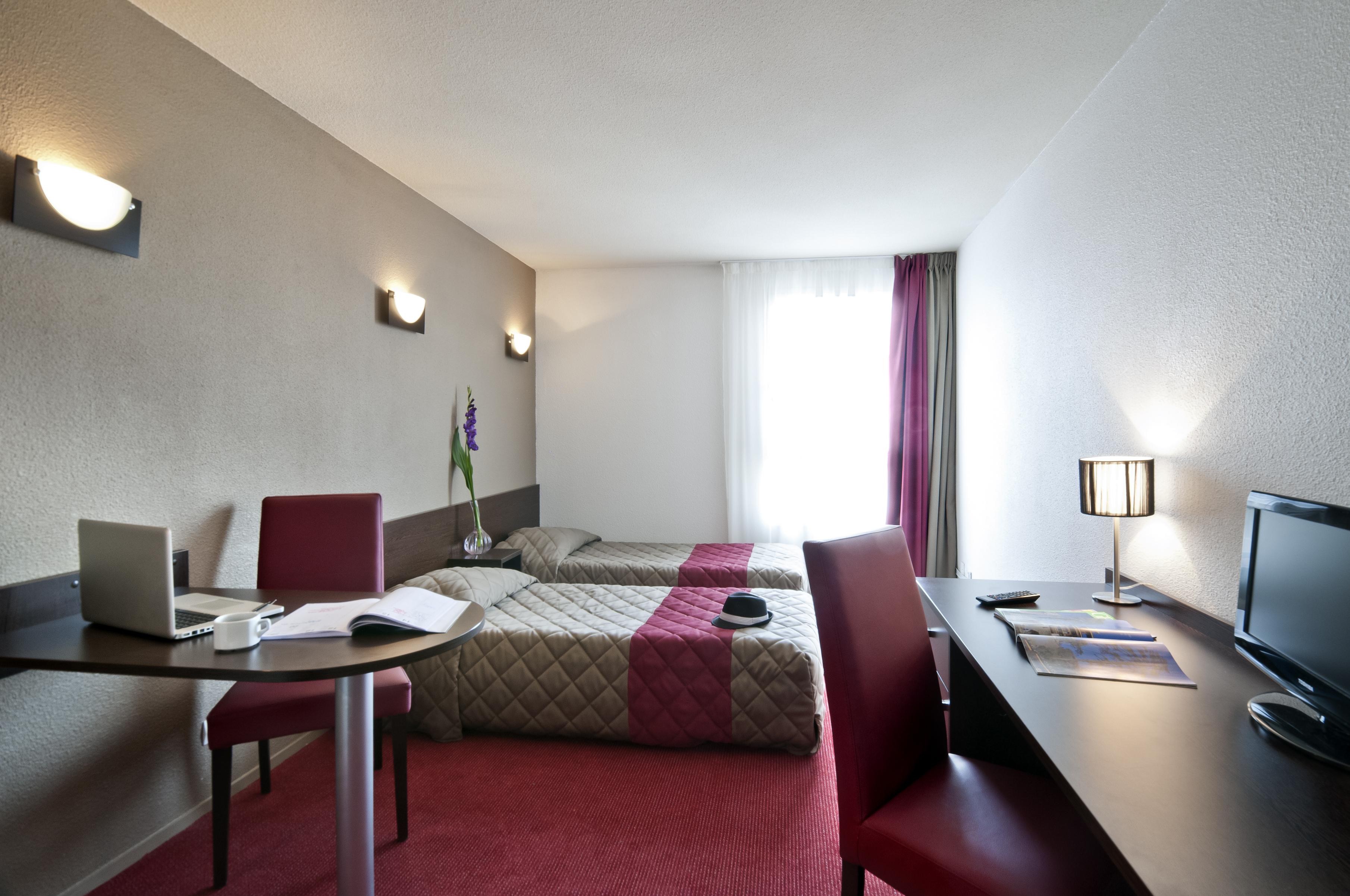 อดาจิโอ แอคเซส ปารีส ว็องเว ปอร์ต เดอ แวร์ซาย อพาร์ตโฮเต็ล Aparthotel วองว์ส ภายนอก รูปภาพ