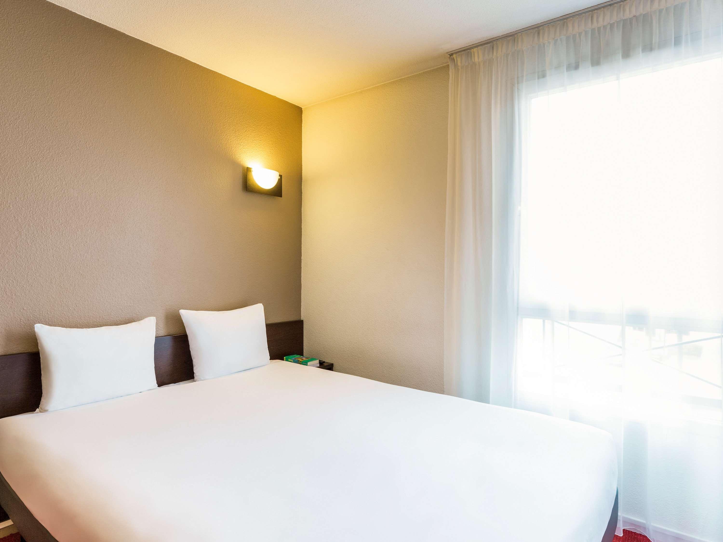 อดาจิโอ แอคเซส ปารีส ว็องเว ปอร์ต เดอ แวร์ซาย อพาร์ตโฮเต็ล Aparthotel วองว์ส ภายนอก รูปภาพ