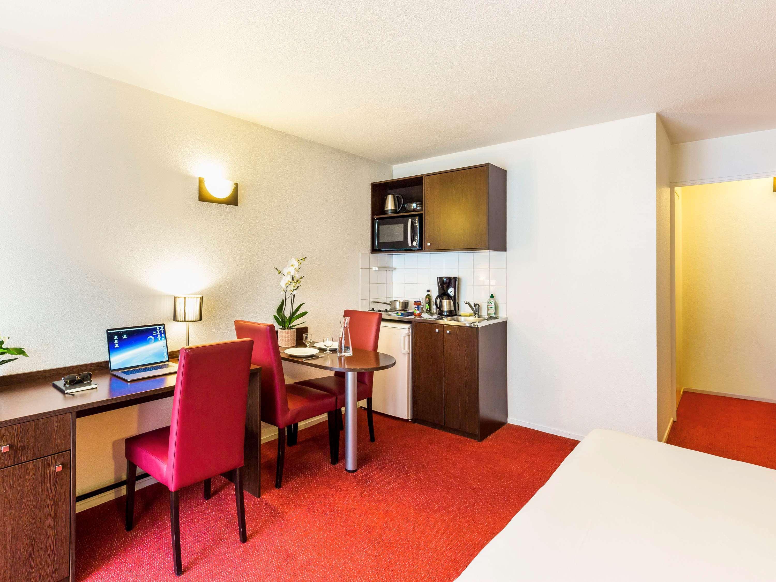 อดาจิโอ แอคเซส ปารีส ว็องเว ปอร์ต เดอ แวร์ซาย อพาร์ตโฮเต็ล Aparthotel วองว์ส ภายนอก รูปภาพ