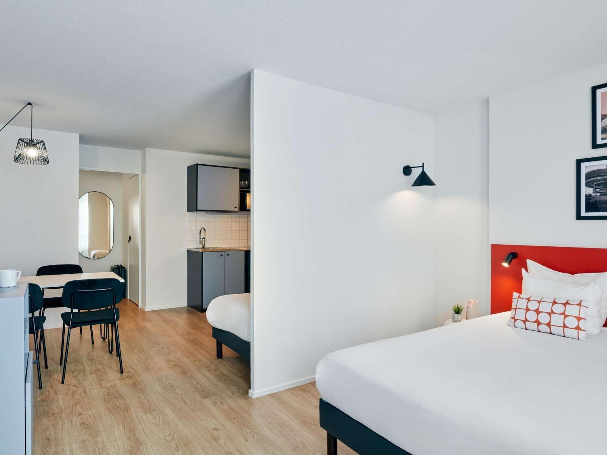 อดาจิโอ แอคเซส ปารีส ว็องเว ปอร์ต เดอ แวร์ซาย อพาร์ตโฮเต็ล Aparthotel วองว์ส ภายนอก รูปภาพ